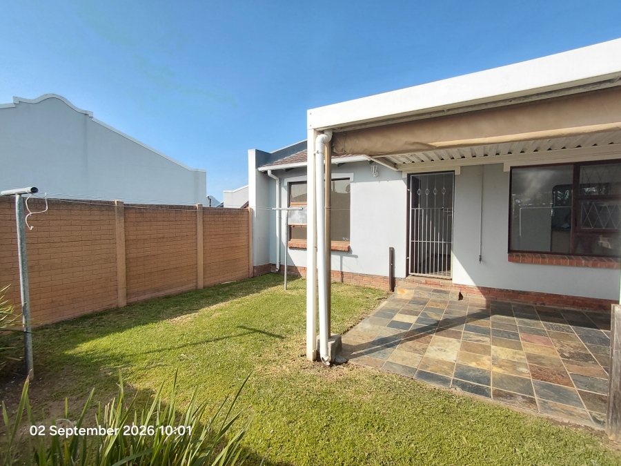 2 Bedroom Property for Sale in Kabega Park Eastern Cape